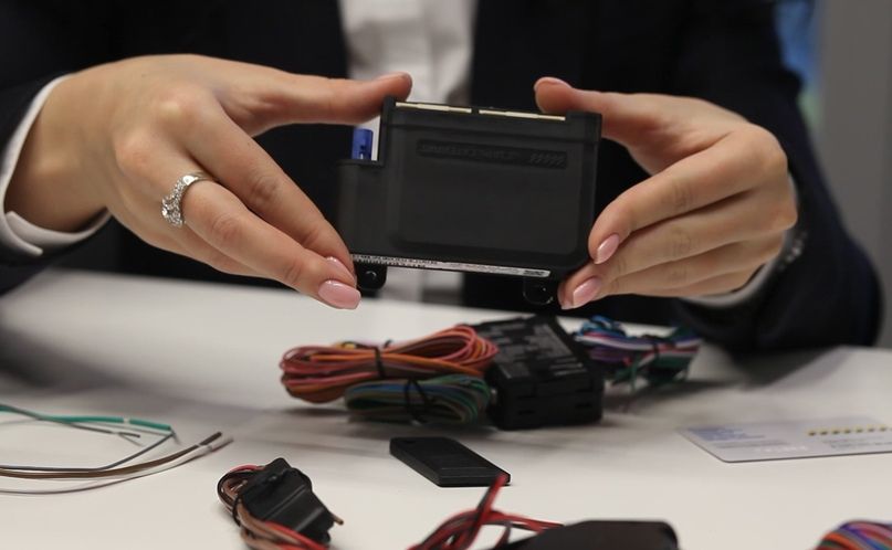 центральный блок сигнализации Cesar C1 центральный блок сигнализации Cesar C1